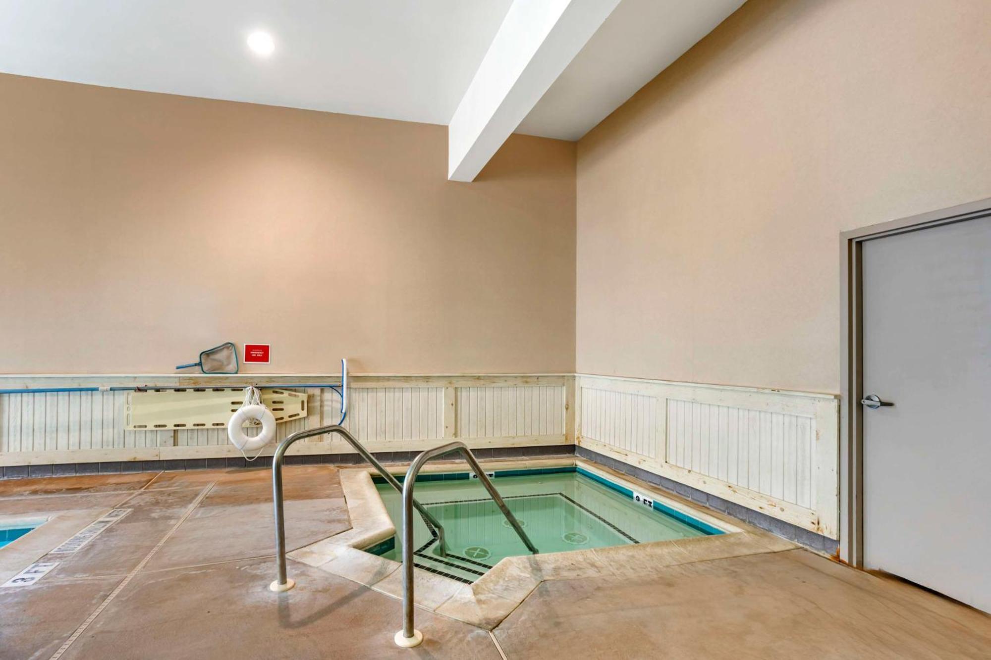 Hotel Western Revere Inn&suites Paradise