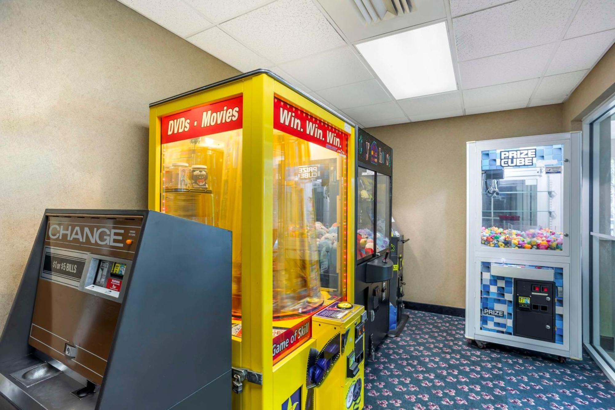 Western Revere Inn&suites Hotel Paradise